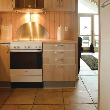 Vakantiehuis Three-bedroom Holiday In Fåborg